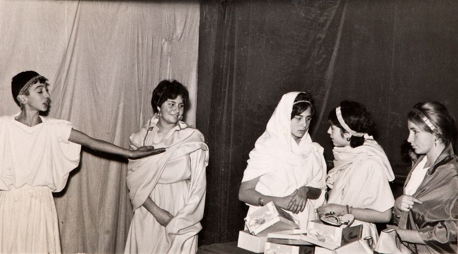 Teatro: Juan Carlos Teijeiro, Marianela Fernández Fernández, Carmen Fernández Fernández (“Camolas”), Maricruz Truque e Josefina Franco.